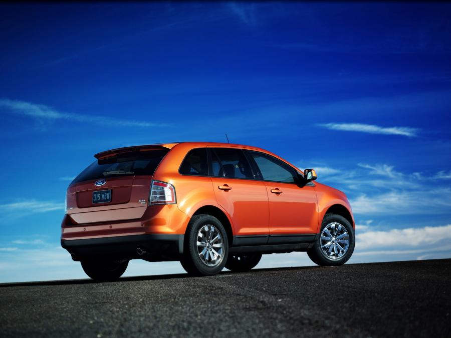  Ford Edge 2007 года  (фото 18 из 107)